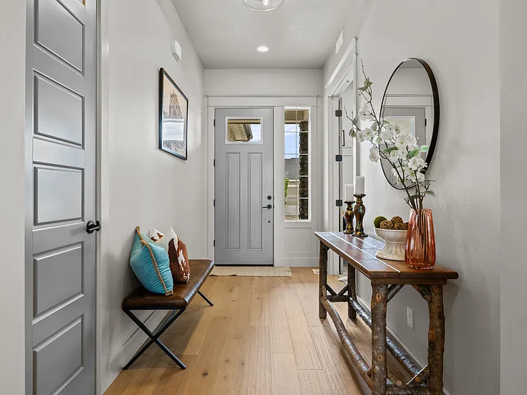 1293 W Capstone Dr — Photo 8