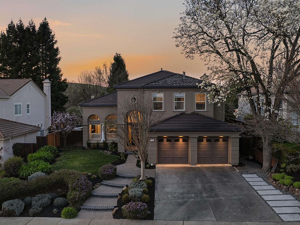 1st image of 216 Elder Ct