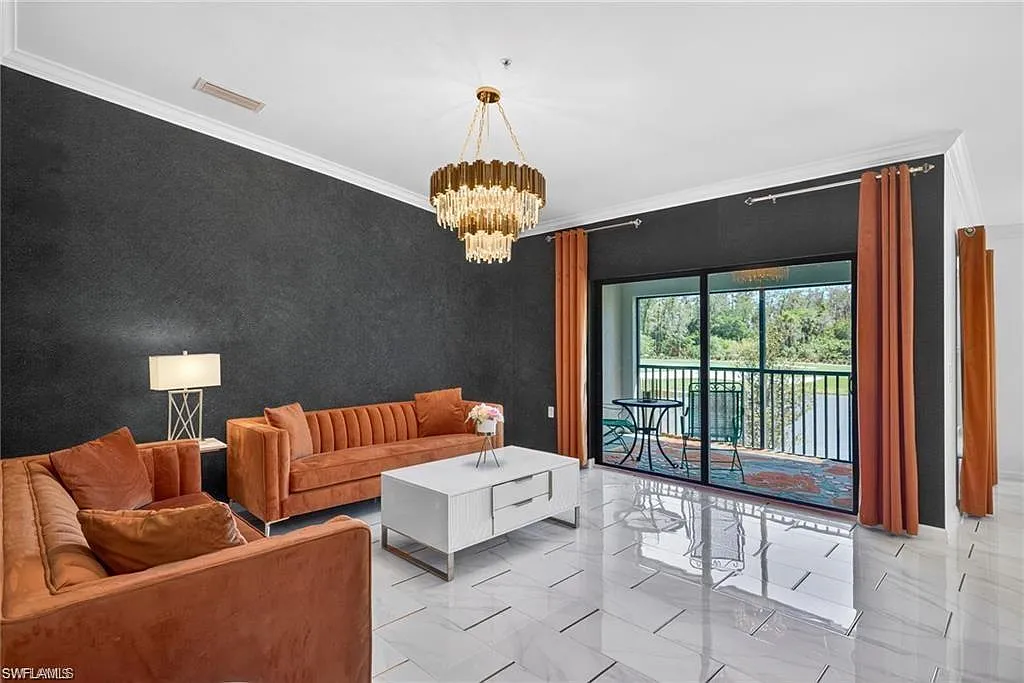 2 bed, 2.0 bath, 1366 sqft, $2,700 — Photo 4