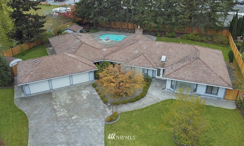 HUGE Rambler w/Pool>