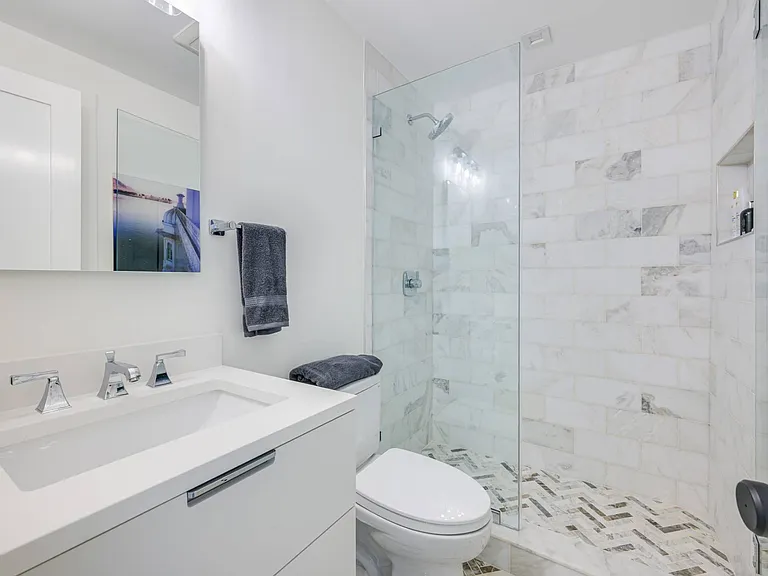 10 Leland Ln #35 — Photo 9