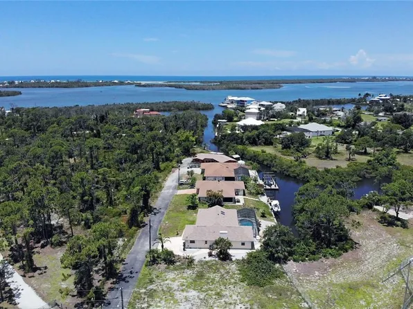 3440 Downing St W, Englewood, FL 34224
