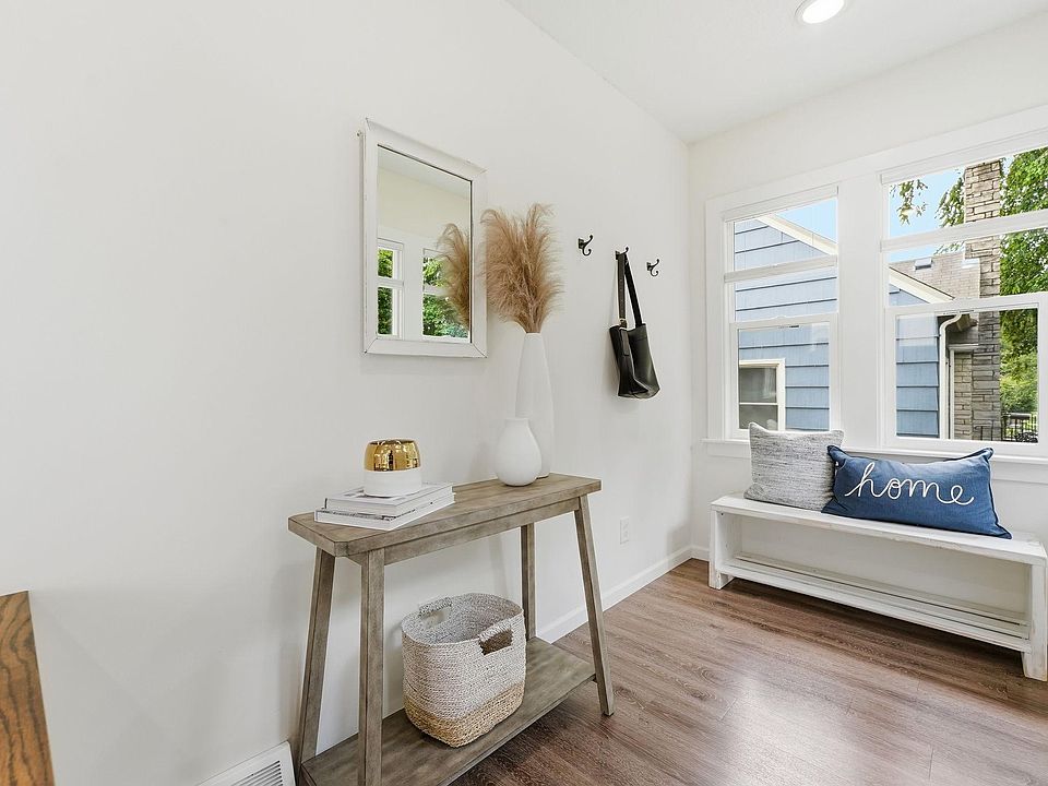 3235 Benjamin St NE, Minneapolis, MN 55418 | Zillow