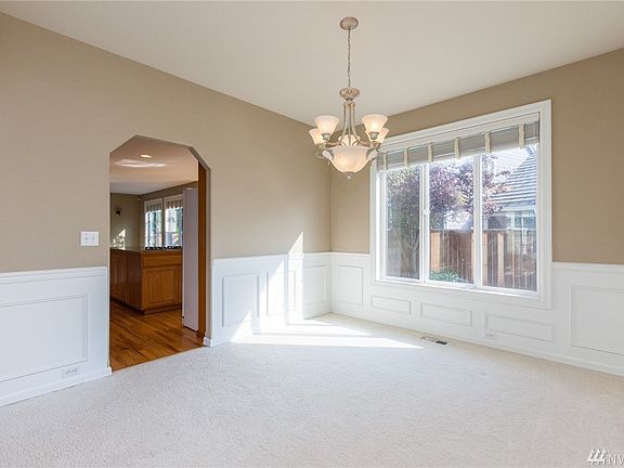 5th image of 17824 92nd Ave E