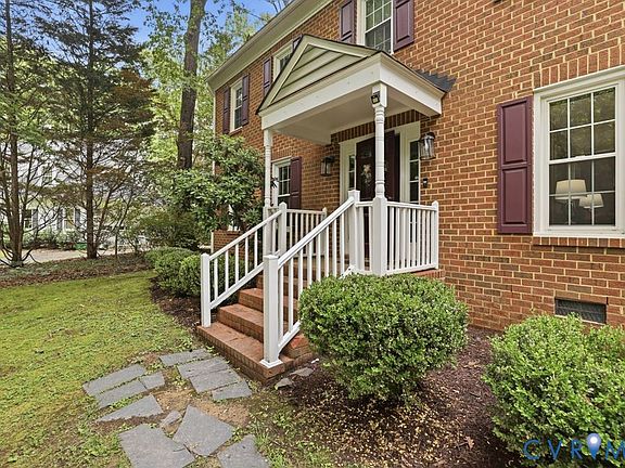 4th image of 4305 Soundview Ln