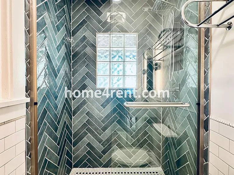 641 W 39th Ter — Photo 34