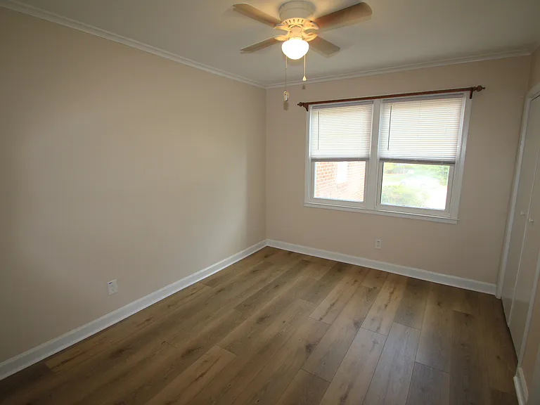 805 Daniels St #B — Photo 7