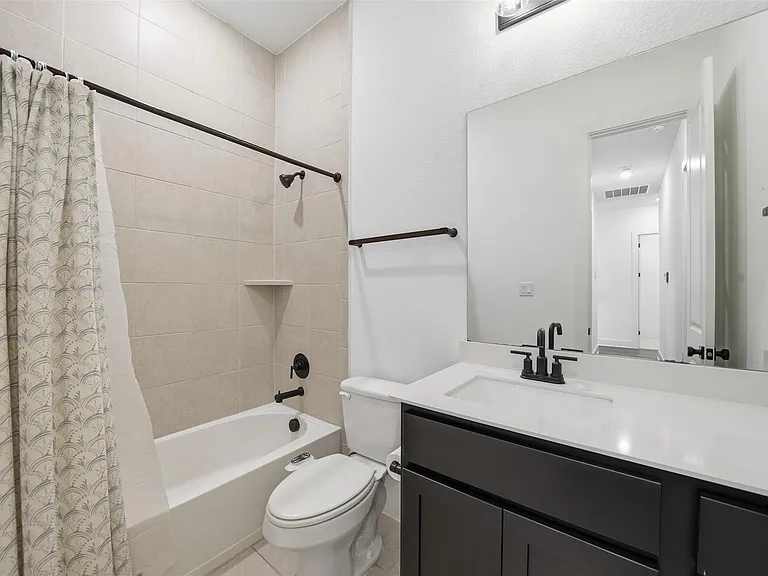 1220 Calendula Trl — Photo 30