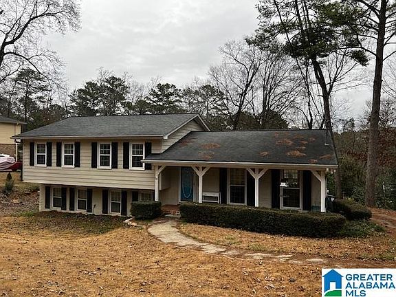 2nd image of 1427 Lantana Dr