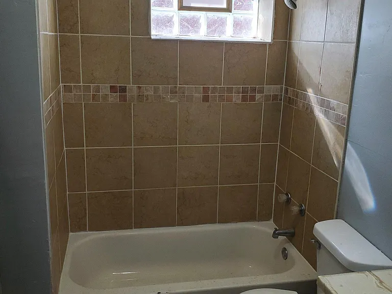 388 Morrison Ave — Photo 10