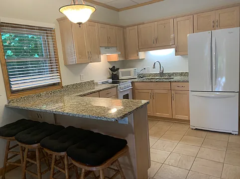 1 bed, 850 sqft, $1,750 — Photo 4