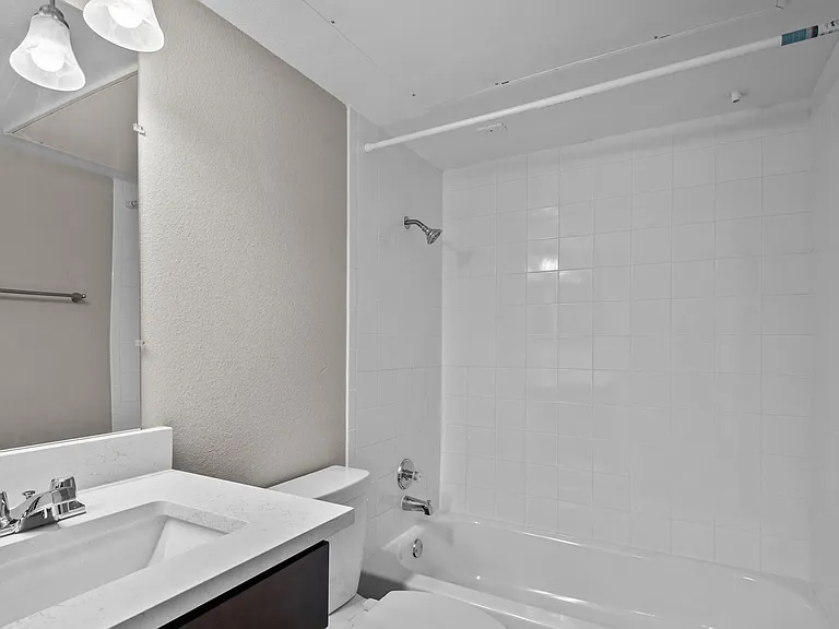 Kennington Apartments — Photo 4