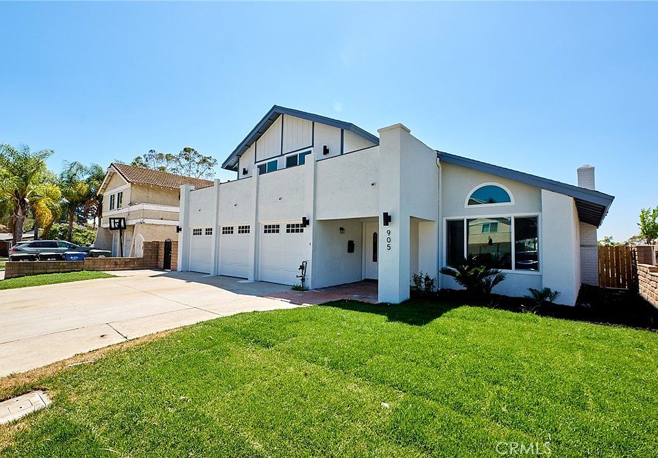 1st image of 905 Brighton Way