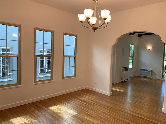 5th image of 4225 Avocado St