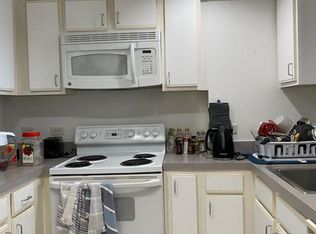 534 Commonwealth Ave #5F, Boston, MA 02215