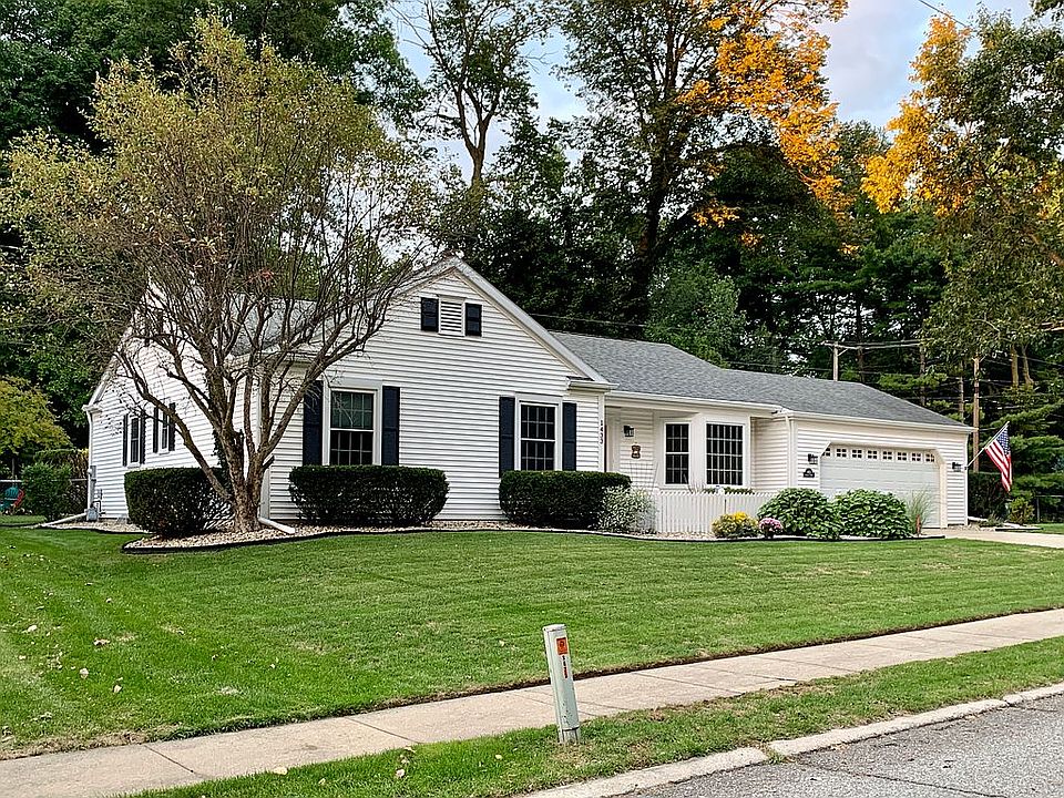 1st image of 1433 Clayton Dr