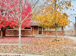 30267 Champine St, Saint Clair Shores, MI