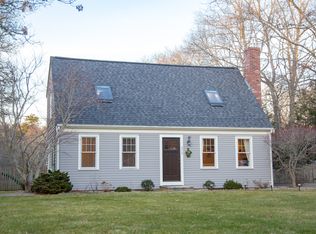 272 Wakeby Rd, Marstons Mills, MA 02648