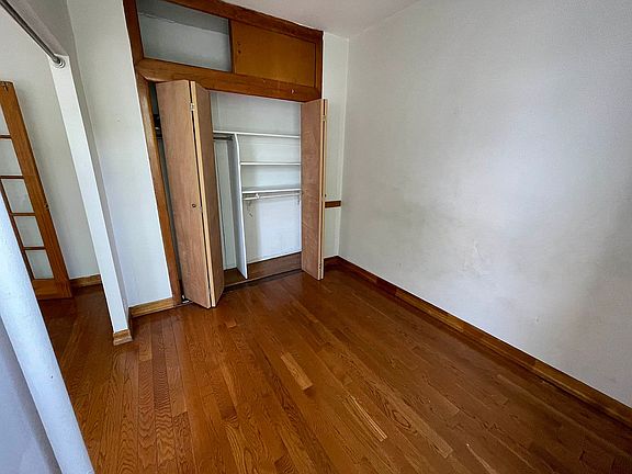 4th image of 35-05 Ditmars Blvd #1