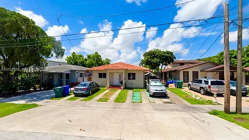 3431 SW 14th St #3433 Photo 1