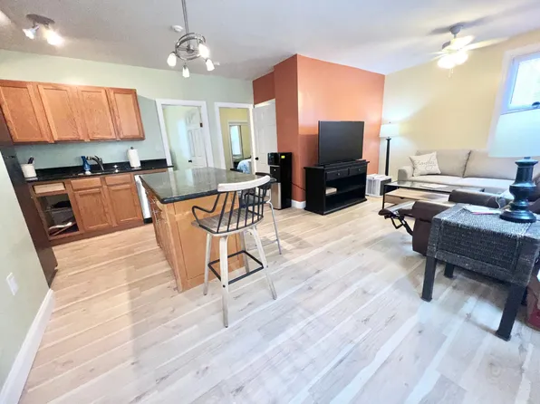 83 America St, Providence, RI