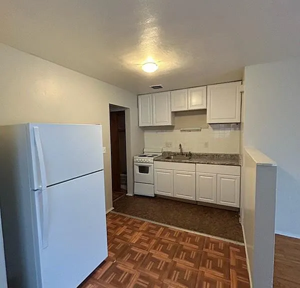 4104 Flower Ave #3 — Photo 15