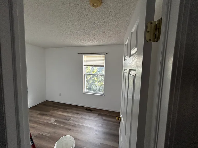 2229 Teardrop Ave — Photo 12