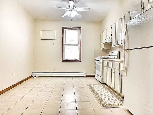 1st image of 3272 34th St #1