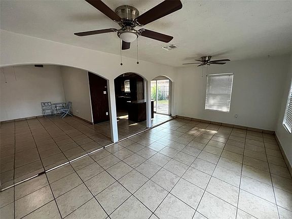 3rd image of 10007 Ash Fork Dr