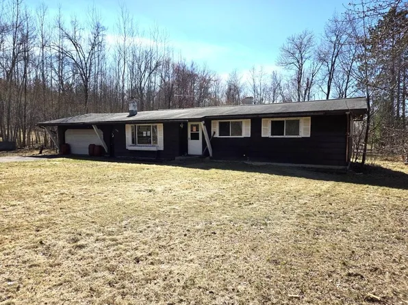 901 Walnut St, Minong, WI 54859