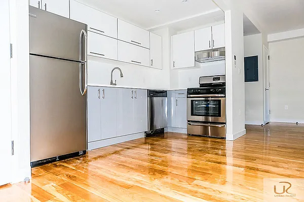 Rented by Town Residential | media 9