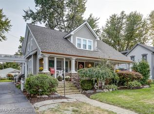 717 W Main St, Brighton, MI 48116