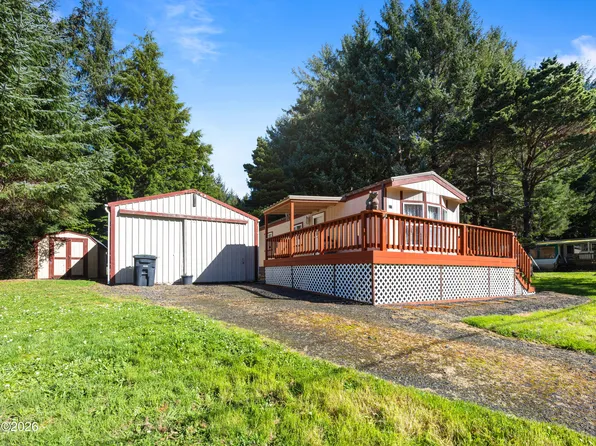 263 NE Starr Creek Dr, Yachats, OR 97498