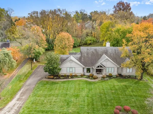 8126 Baywood Ln, Maineville, OH 45039