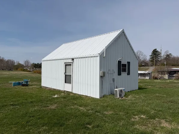 150 Paddington Rd, Russell Springs, KY 42642