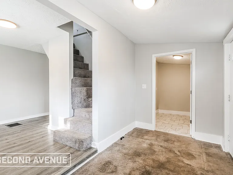 2229 Osage Ave — Photo 7