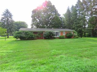 825 Woodcock Dr, Webster, NY 14580