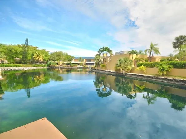 15915 Kingsmoor Way Unit 15915, Miami Lakes, FL 33014