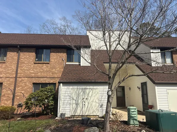 18 Country Hickory Ln, Egg Harbor Township, NJ 08234