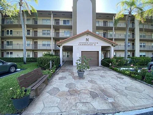 1000 SW 125th Ave Photo 1