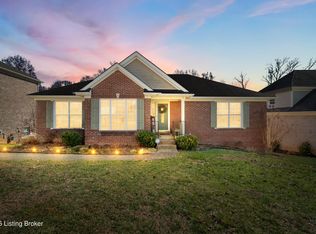 4505 Saratoga Woods Dr, Louisville, KY 40299