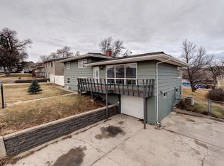 1011 Halley Ave, Rapid City, SD 57701