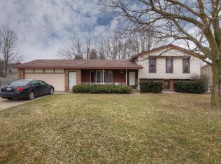2761 Fairbrook Dr NW, Jenison, MI 49428