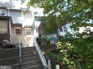 402 Croyden Rd, Upper Darby, PA 19082