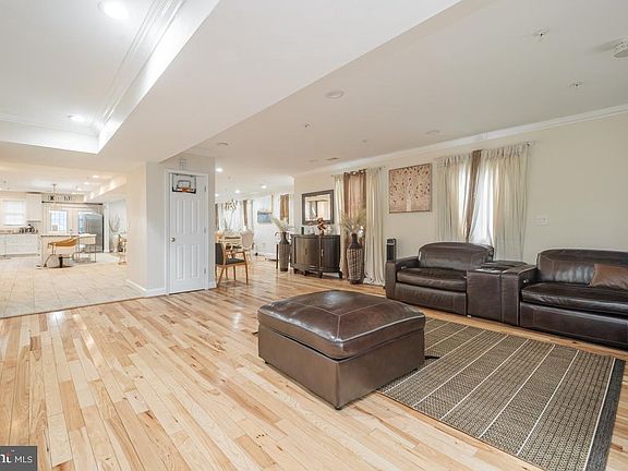 2nd image of 1710 Bargers Rd