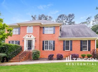 847 Castle Walk Cv SW, Lilburn, GA 30047