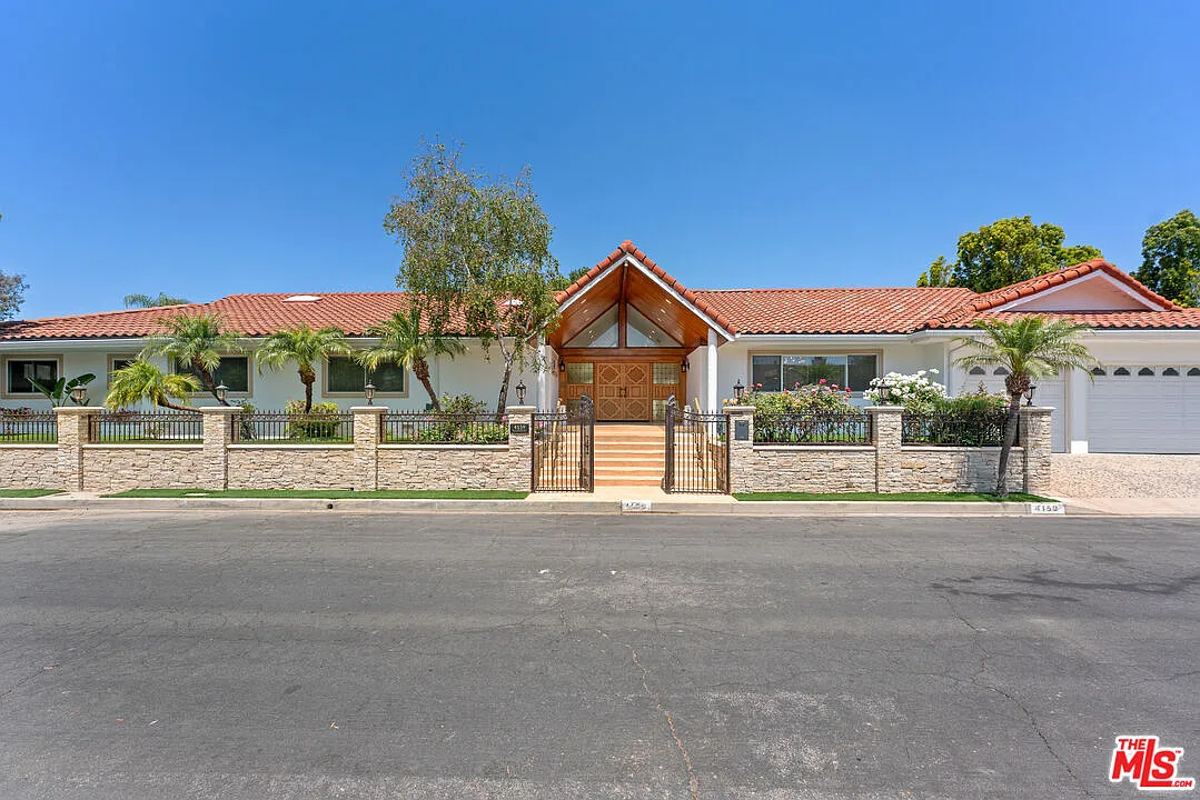 Building Photo - 4159 Regal Oak Dr
