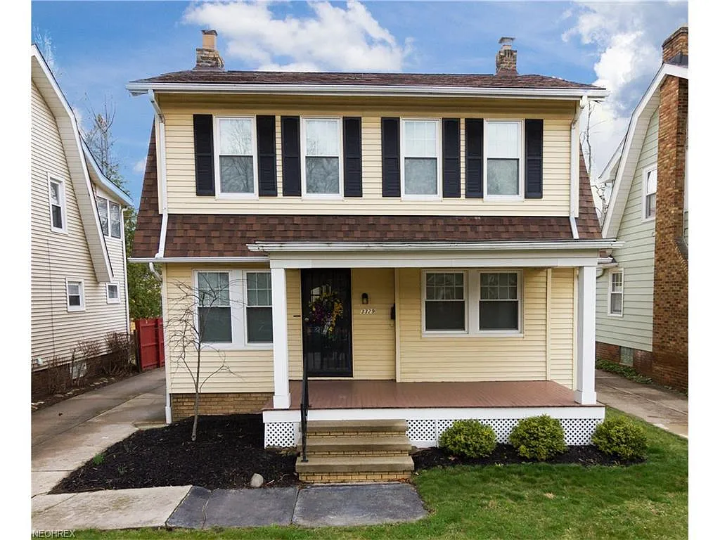 3329 Silsby Rd photo 1