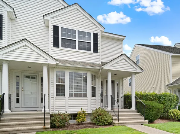 180 Turn Of River Rd Unit 11D, Stamford, CT 06905