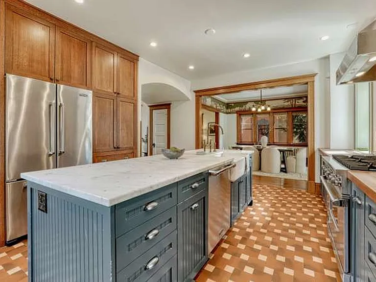 777 N Williams St — Photo 35